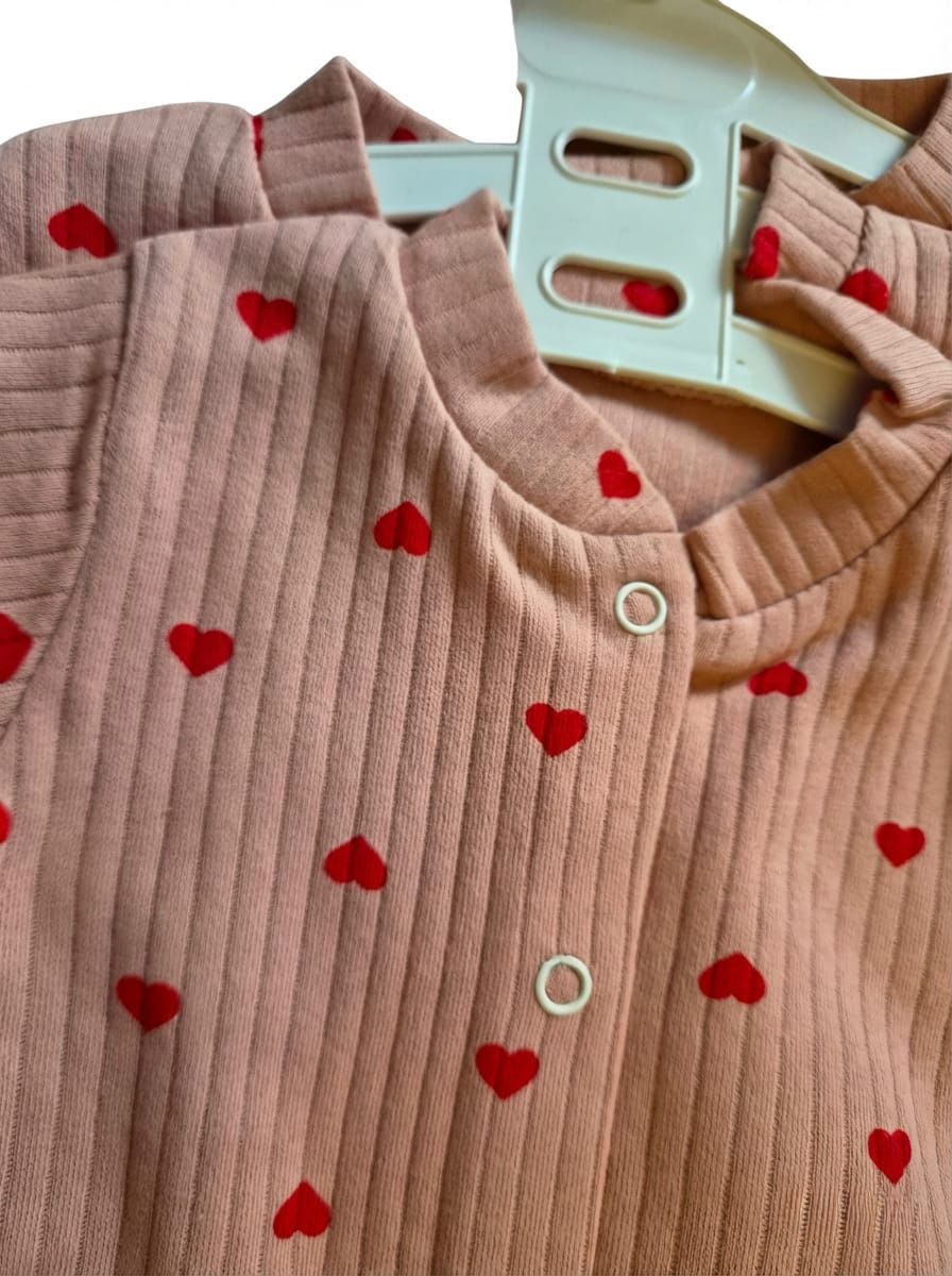 Bundle: 3-Pack 100% Cotton Ribbed Heart Print Baby Sleepsuits